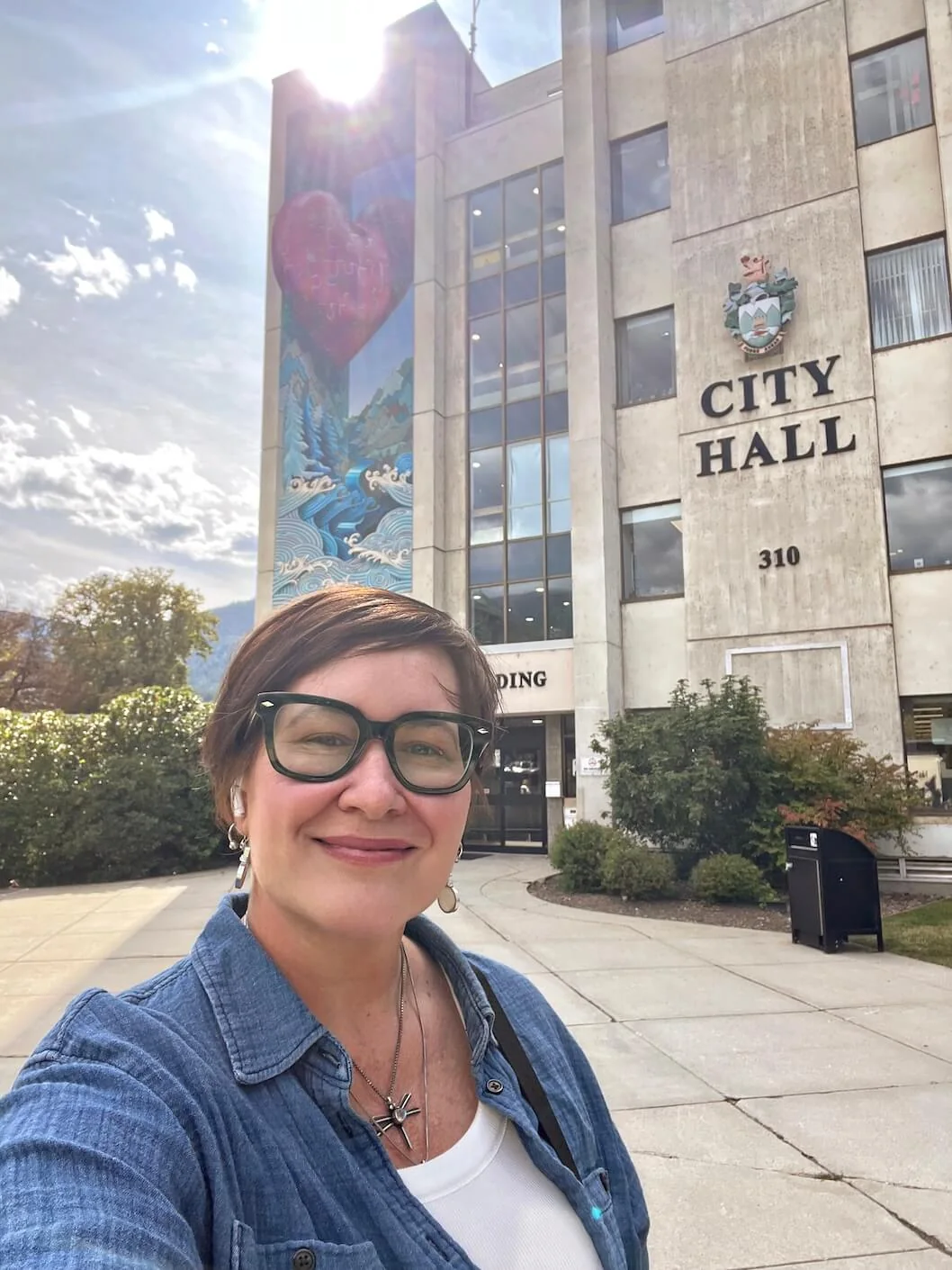 Jess Phillips outside Nelson City Hall